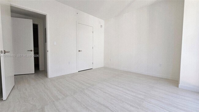 Building Photo - 77 SE 5th St