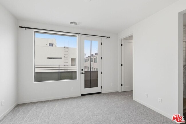 Building Photo - 1605 Arla Way