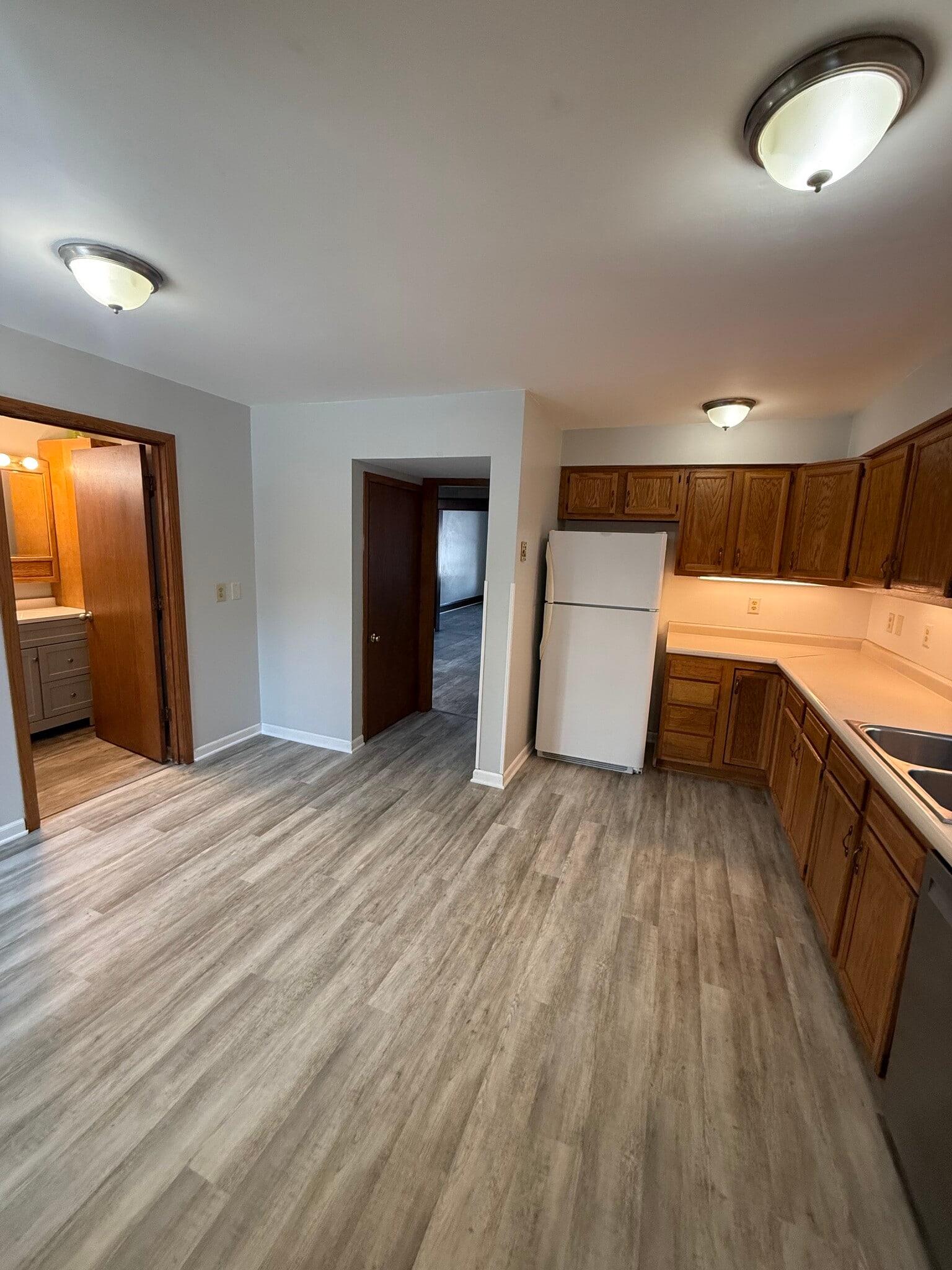 Building Photo - 1328 S 9th St