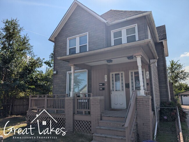 Primary Photo - 1031 Morrell St