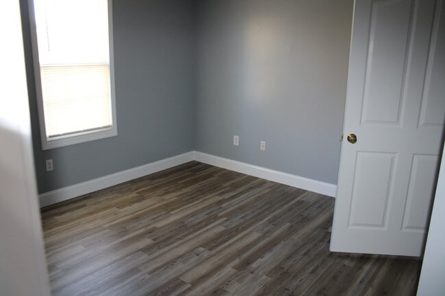 3 Bedrooms - 310 Chestnut Alley