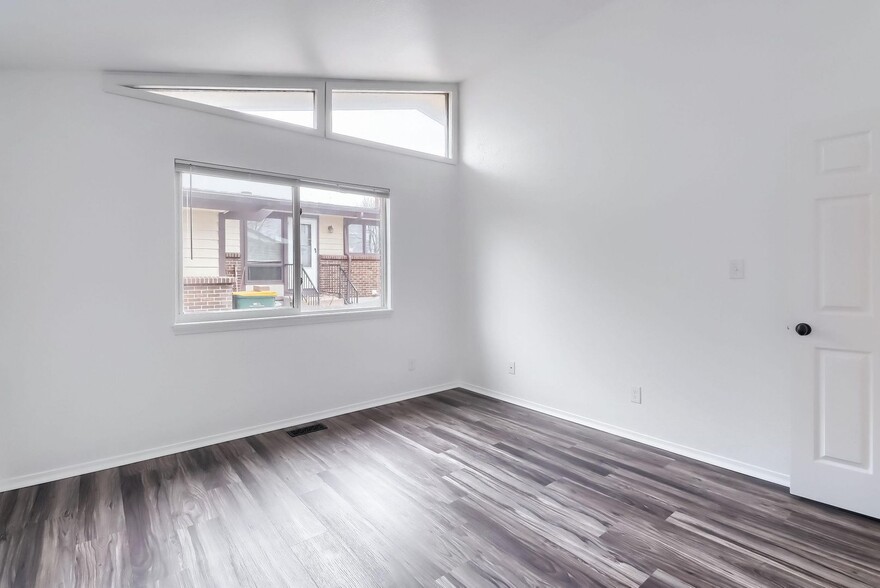 Building Photo - 5357 S Prescott St