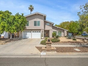 Building Photo - Beautifully Updated North Fresno 3/3