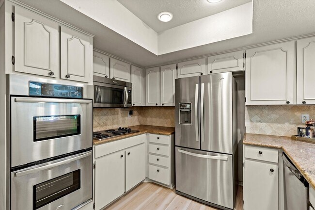 Building Photo - 2906 Whitemarsh Cir