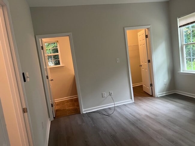 Building Photo - Duplex Rental Available in Garner – 4 Bed, 2.5 Bath with Garage & Private Backyard