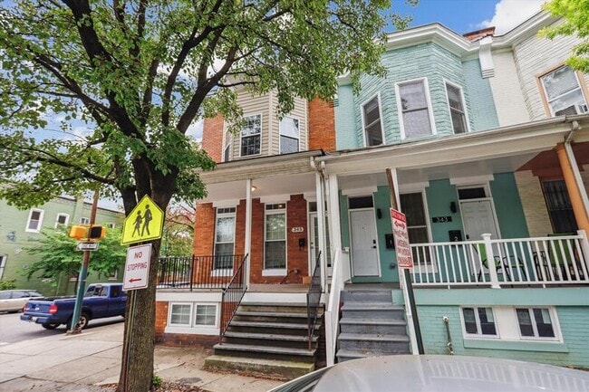 Primary Photo - 345 E 28th St