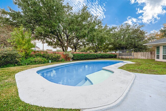 Building Photo - 66 Blooming Grove Ln