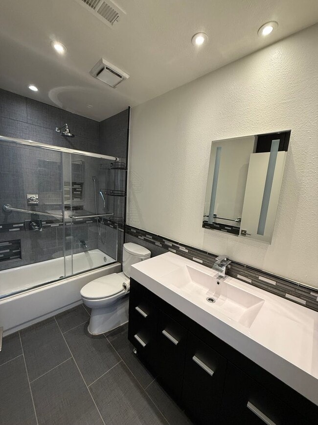 Building Photo - An Updated Leisure Village Home now available