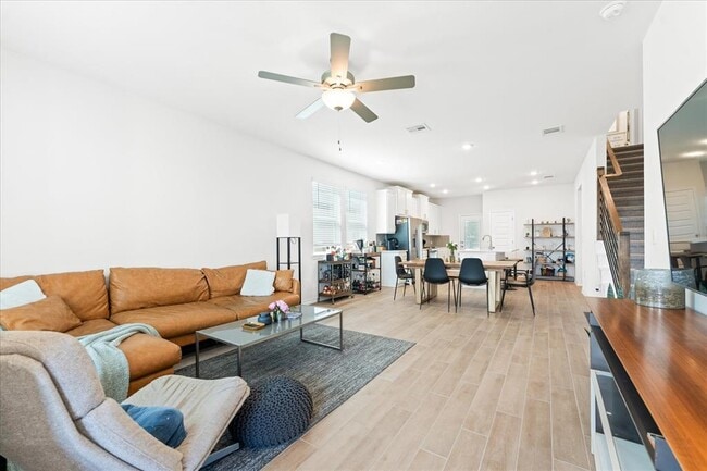 Building Photo - 4607 Sweet Annie Path