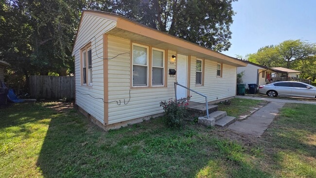 Building Photo - 3104 NW 46th St