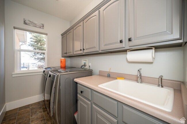 Building Photo - 1197 Wild Tree Cir
