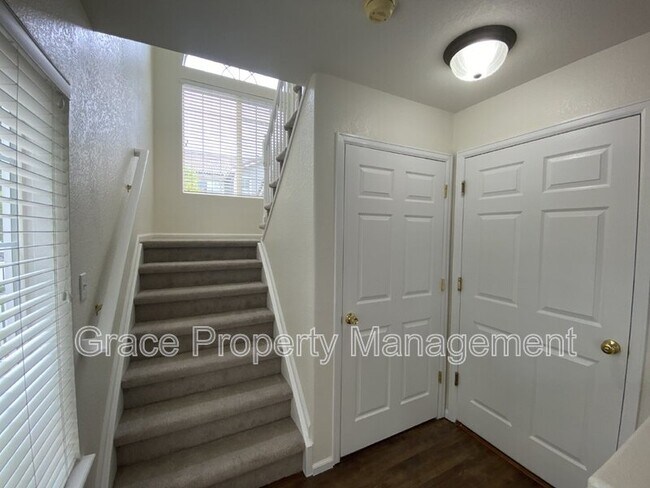 Building Photo - 14334 Craftsman Way