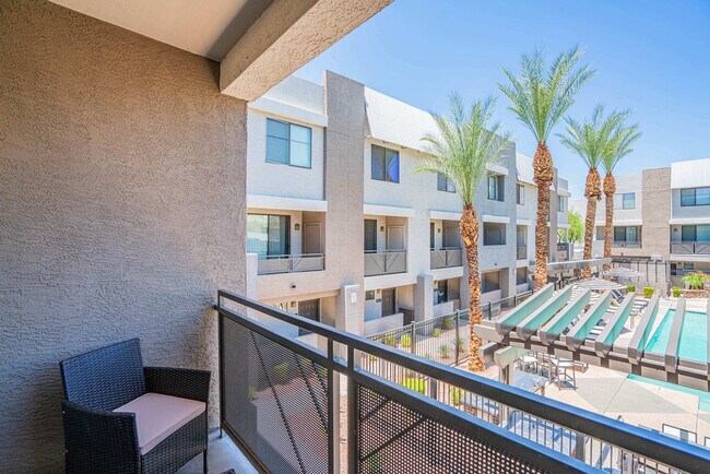 Building Photo - 6610 N 93rd Ave