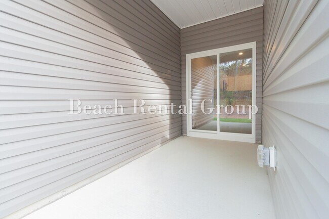 Building Photo - 427 Waterend Dr