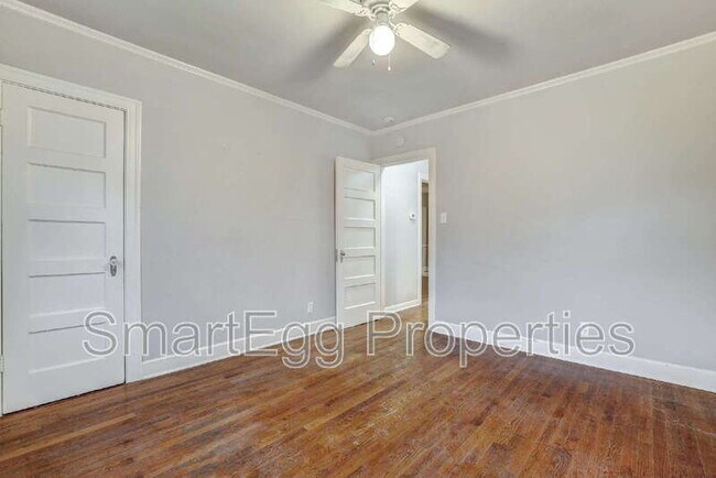 Building Photo - 1309 E 13th St