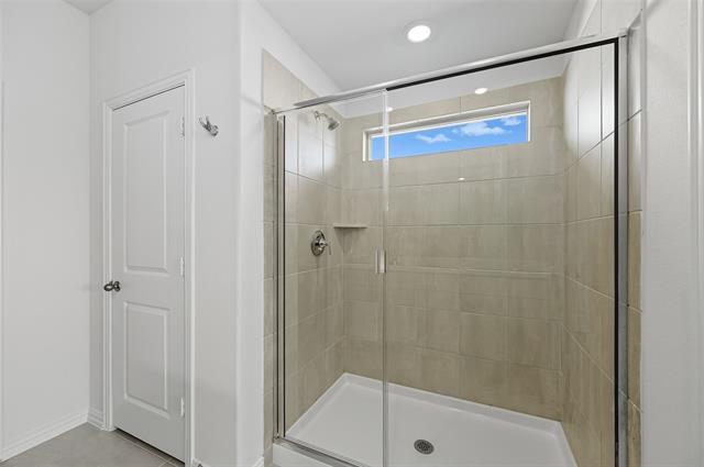 Building Photo - 6645 Vly Lk Ln
