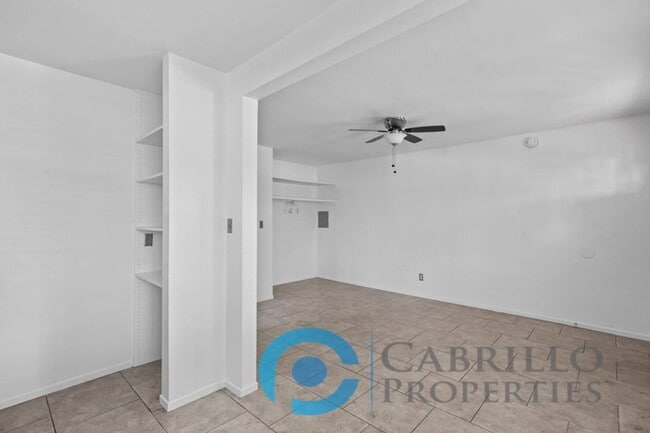 Building Photo - 2110 Bacon St