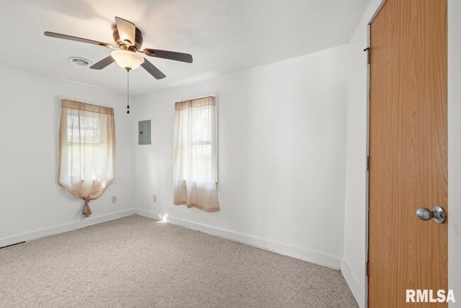 Building Photo - 4208 S Lafayette Ave