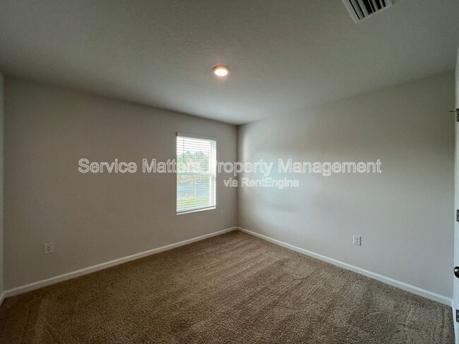Building Photo - 7571 Oak Lake Blvd