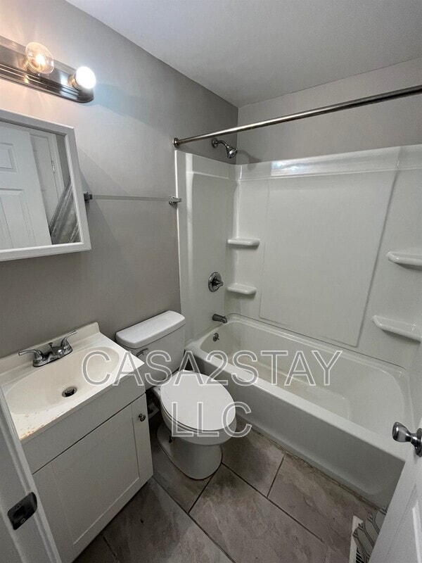 Building Photo - 4807 Saddlebrook Ln