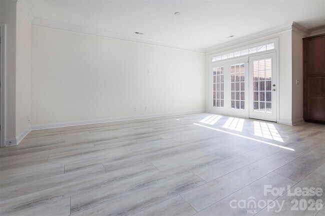 Building Photo - 2231 Eversham Dr NW