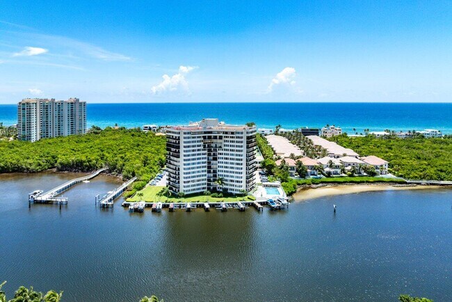 Building Photo - 3912 S Ocean Blvd