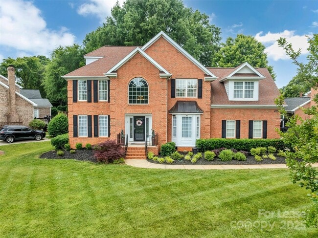 Primary Photo - 15737 Agincourt Dr