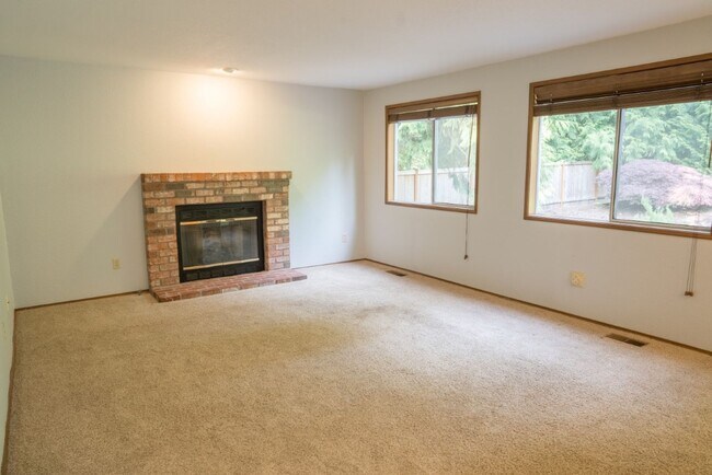 Building Photo - 4bd/2.5ba Sammamish Home