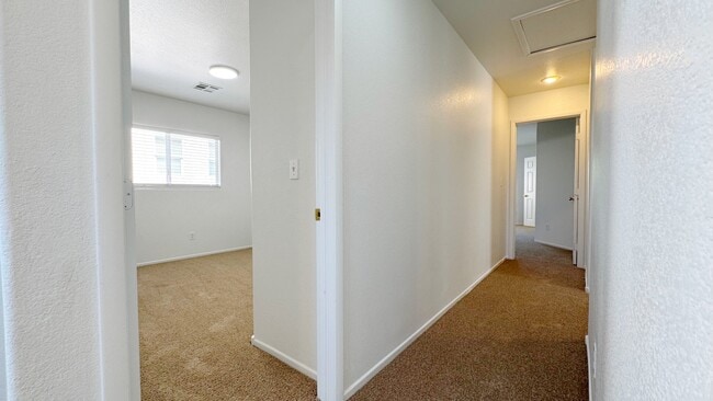 Building Photo - 6176 Windmill Island Ave