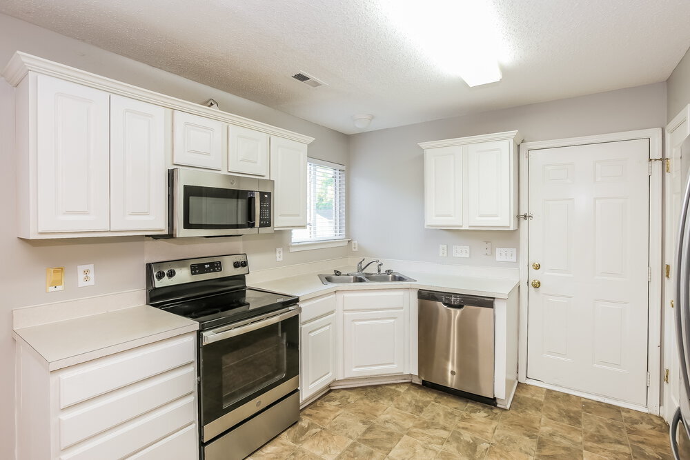 Building Photo - 2954 Hawick Commons Dr
