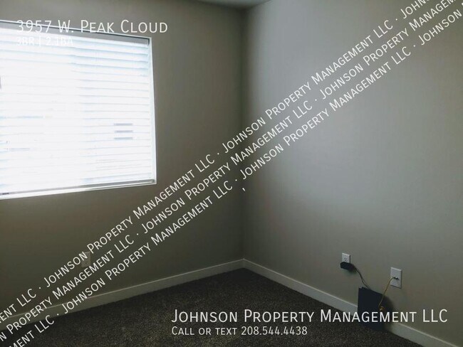 Building Photo - 3957 W Peak Cloud Dr
