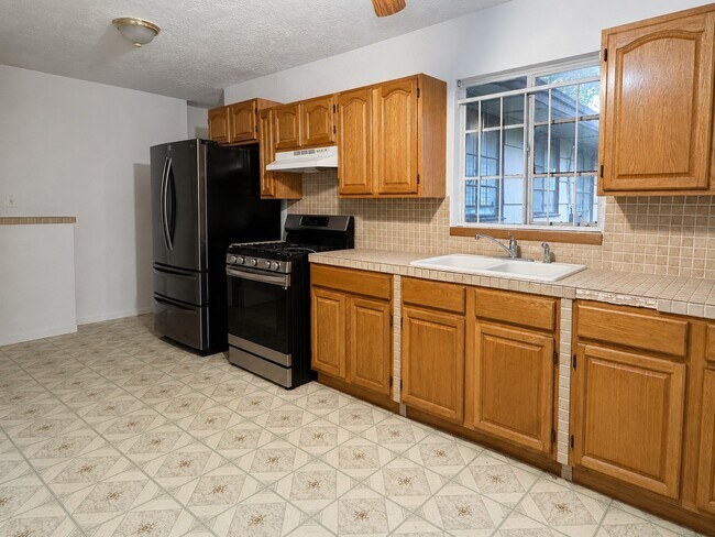 Building Photo - 5522 Nassau Rd
