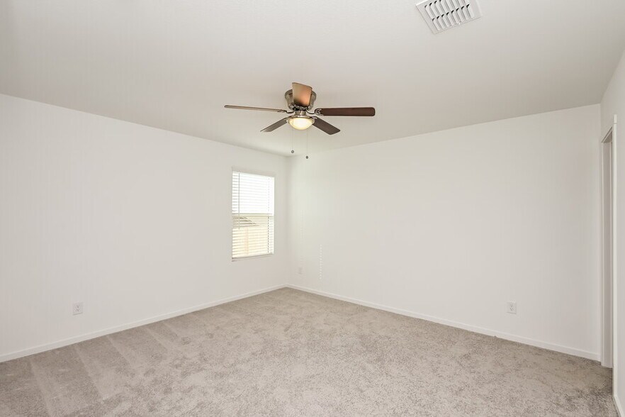 Building Photo - 10709 Revolver Dr