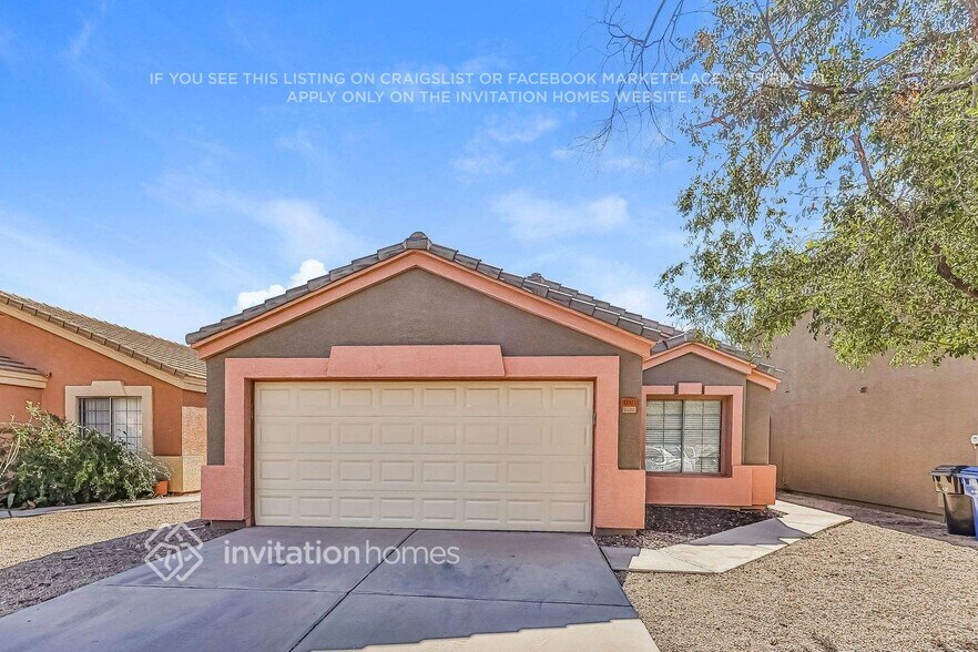 Primary Photo - 11025 E Abilene Ave