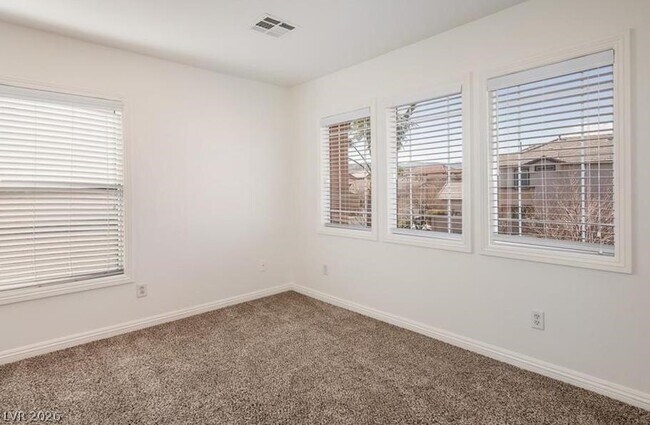 Building Photo - 1024 Brinkman St