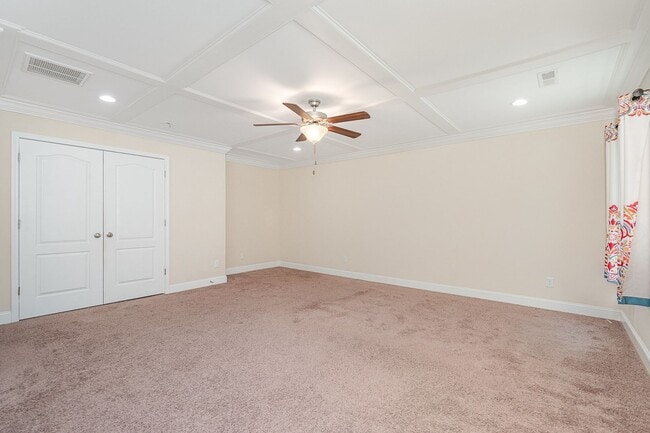 Building Photo - Gorgeous 5BR 3BA Home in Colfax