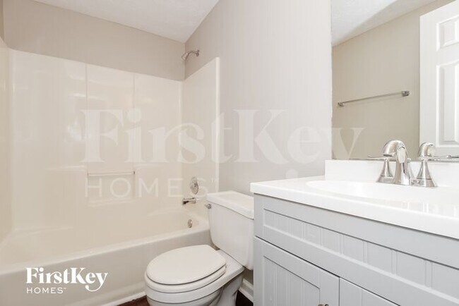 Building Photo - 4203 New Towne Dr