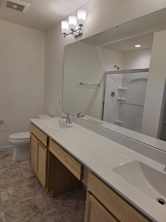 Building Photo - 103 Windrow Drive