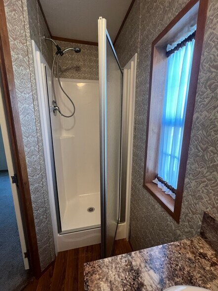 Building Photo - 1 Greenwood Dr