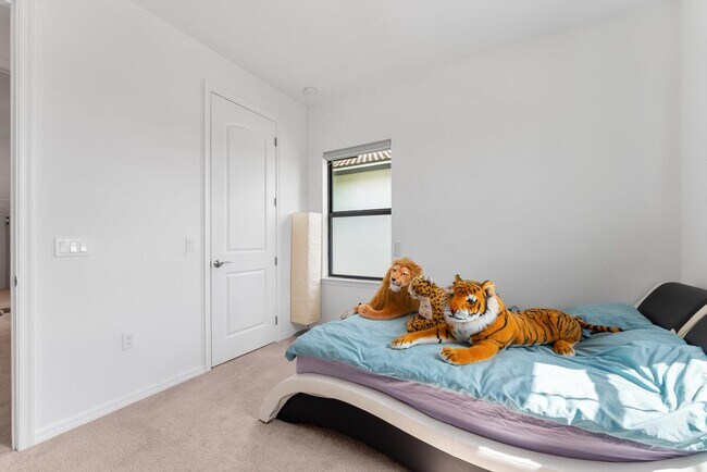 Building Photo - 4757 Roldan Ct