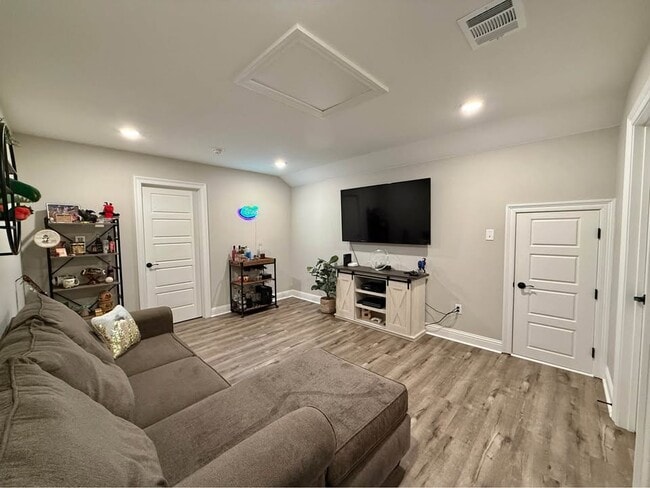 Building Photo - 14439 Quail Rdg Dr