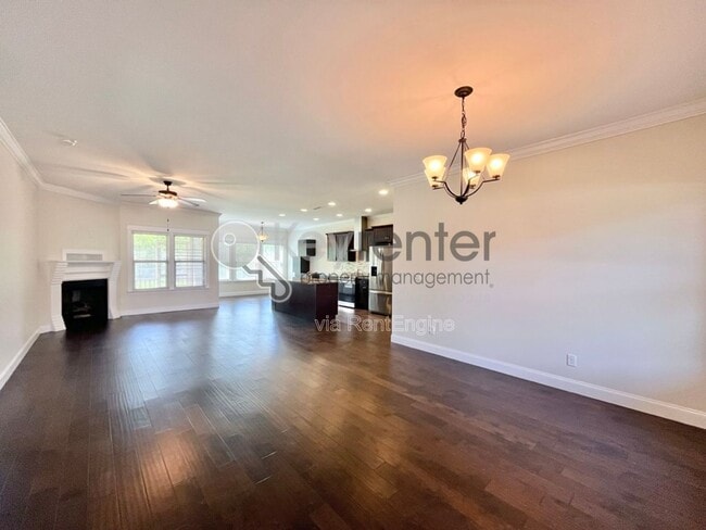 Building Photo - 2758 Waterhaven Dr