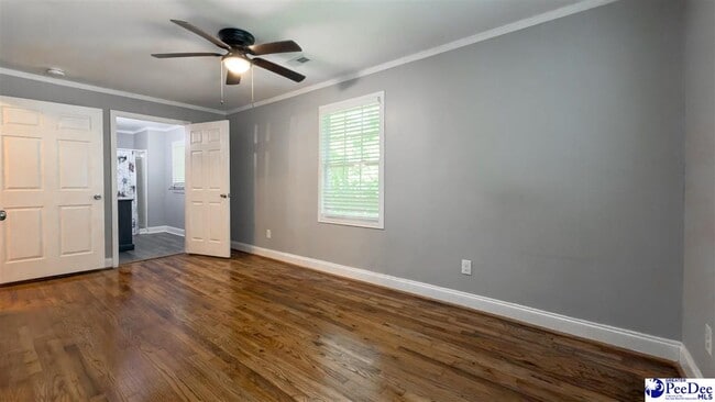 Building Photo - 321 S Park Ave