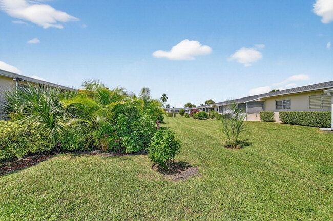 Building Photo - 2673 Barkley Dr E