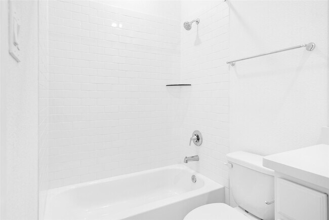 Building Photo - 17127 Crimson Crest Dr