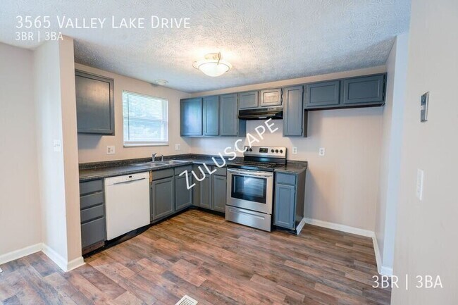 Building Photo - 3565 Valley Lake Dr