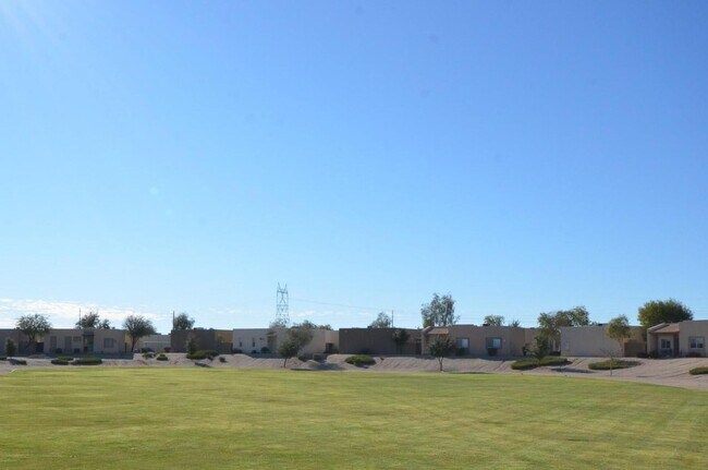 Building Photo - 2300 E Magma Rd