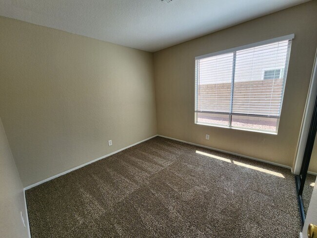 Building Photo - 6703 Dominion Ct