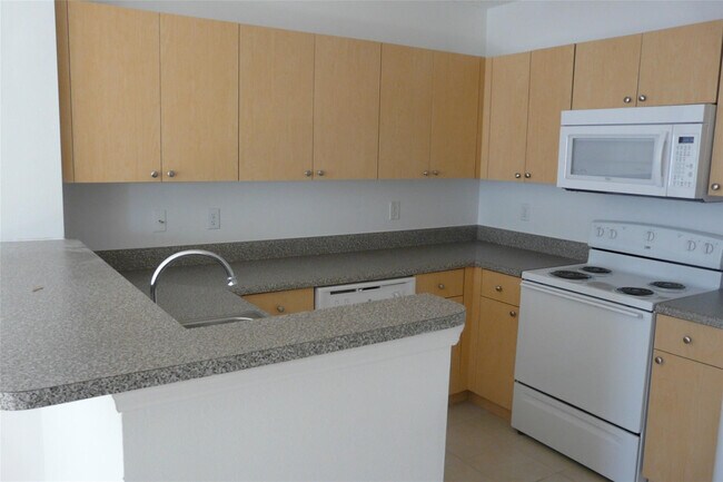 Building Photo - 2201 W Preserve Way