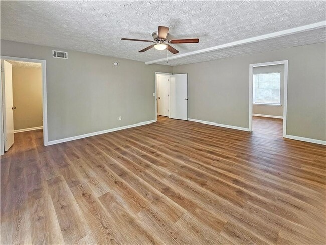 Building Photo - 7080 Greenbower Ln